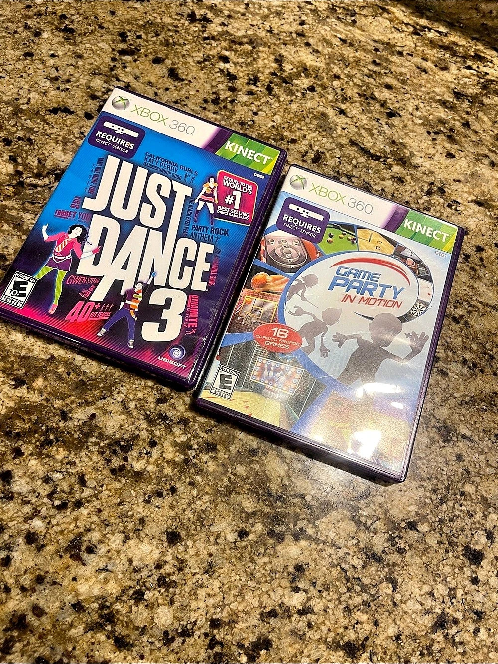 Microsoft Just Dance 3 / Game Party: In Motion Xbox 360 kinect Bundle